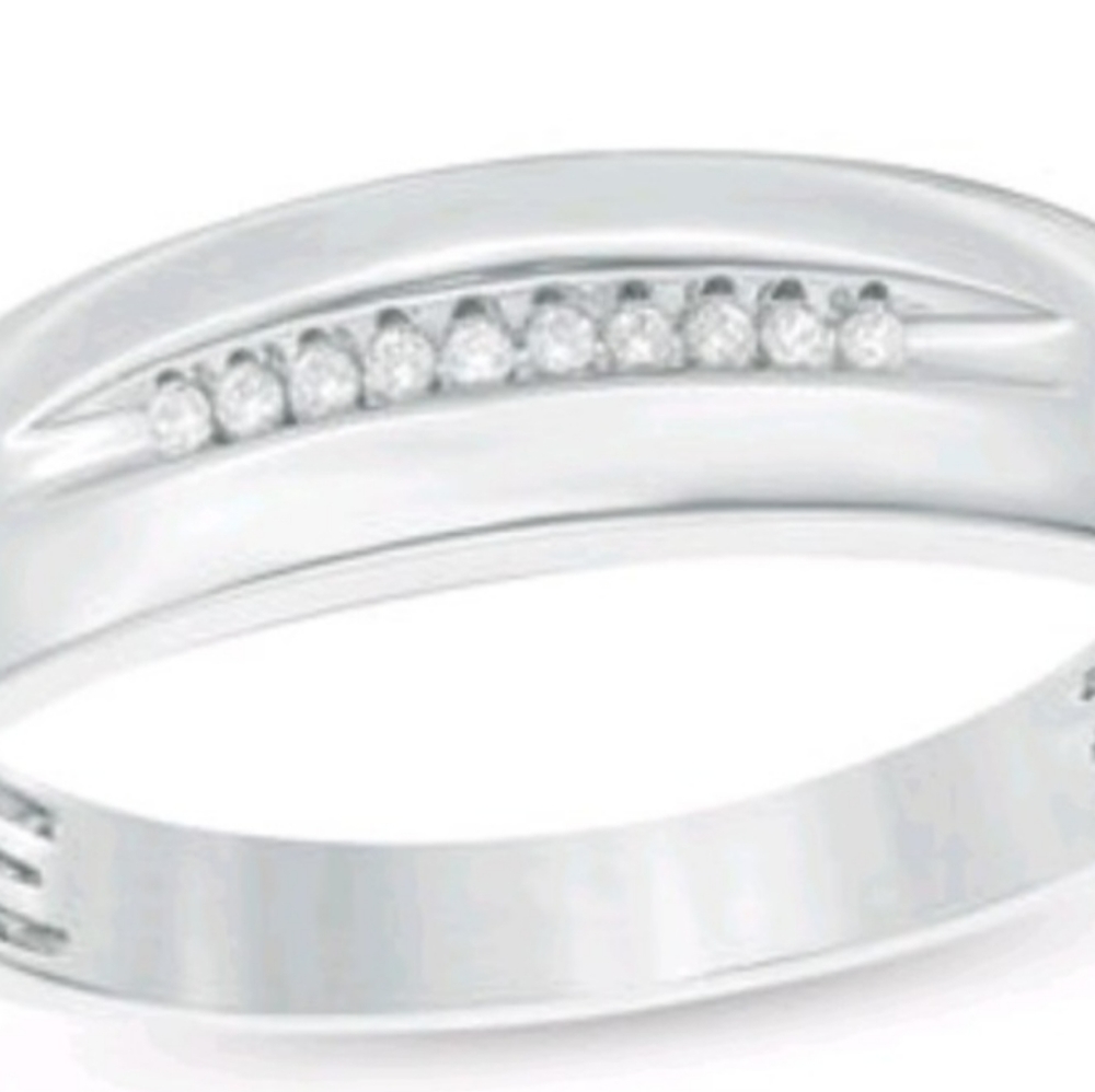 Unisex Wedding Band With Diamonds Men's size 6